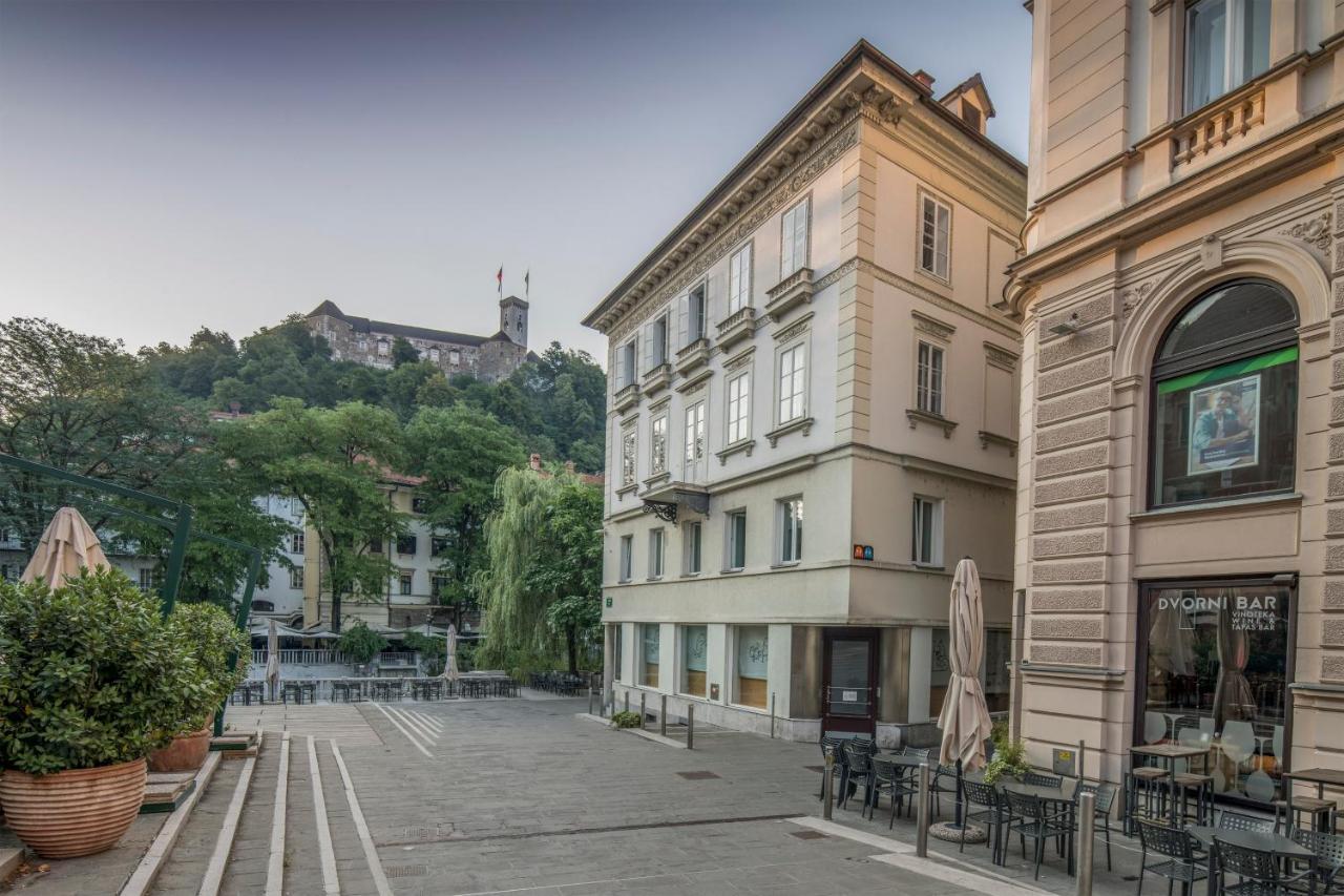 Karinatura Ljubljana Exterior foto